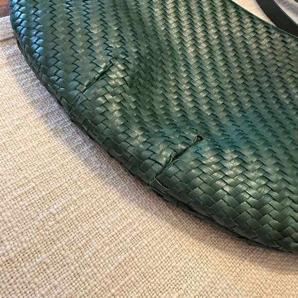 Clare V Moyen Messenger Bag in Evergreen Green Woven Zig Zag - Picture 12 of 16